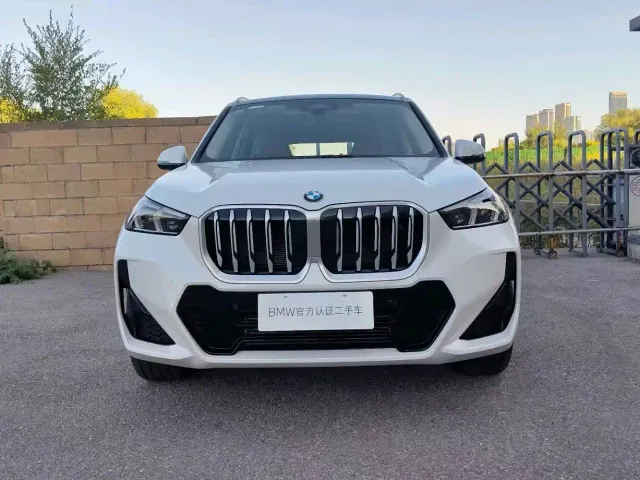 BMW X1 — Фото автомобиля 2