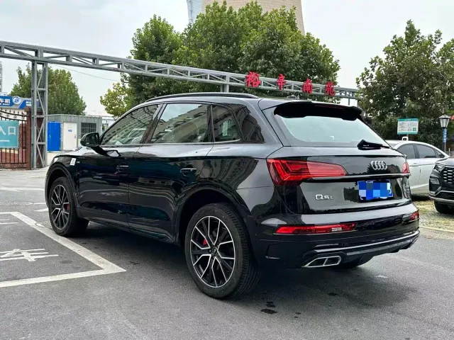 Audi Q5L — Фото автомобиля 4