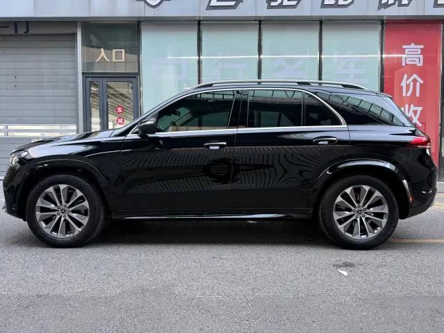 Mercedes-Benz GLE-Class — Фото автомобиля 4