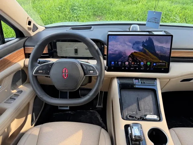Aito M5 — Фото автомобиля 5