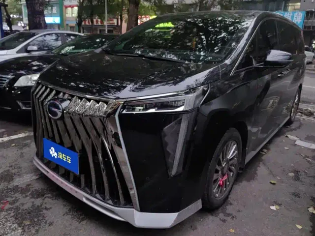 Фотография автомобиля — GAC Trumpchi M8