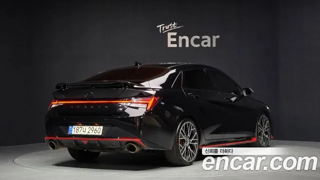 Hyundai AVANTE — Фото автомобиля 2