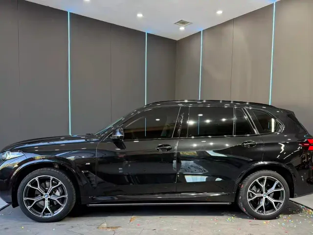 BMW X5 — Фото автомобиля 5