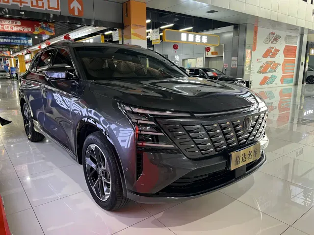 Changan Changan CS75 PLUS 2025 4th Gen 1.5T New Blue Whale Smart Flagship — Фото автомобиля 3