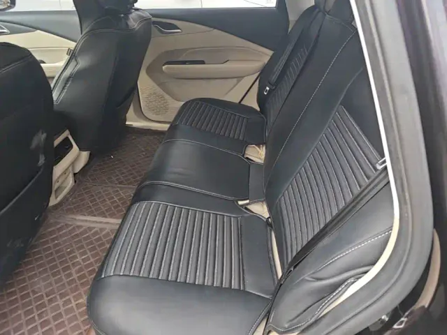 Wuling Starlight — Фото автомобиля 16