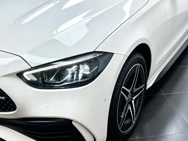 Mercedes-Benz C-Class — Фото автомобиля 11