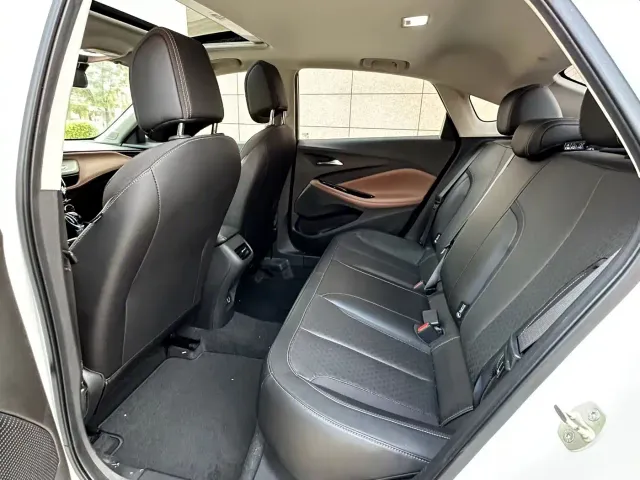 Buick Verano — Фото автомобиля 4