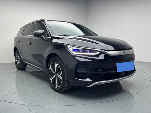 BYD Tang — Фото автомобиля 2