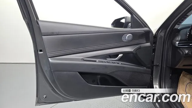 Hyundai Avante CN7 — Фото автомобиля 13