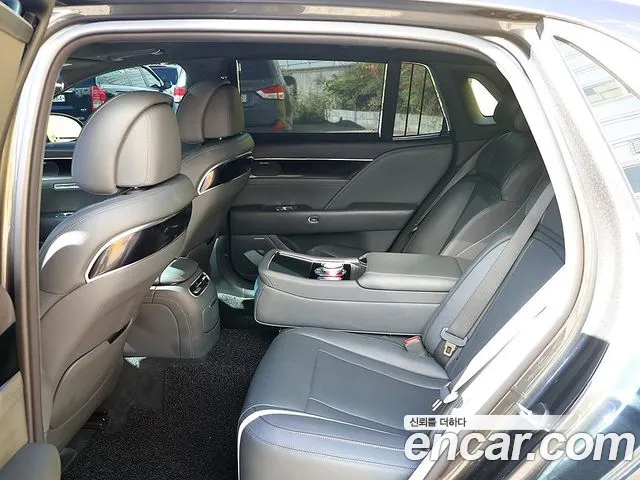 Genesis G90 RS4 — Фото автомобиля 10
