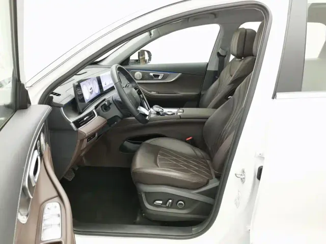 Chery Tiggo 8 PRO — Фото автомобиля 10