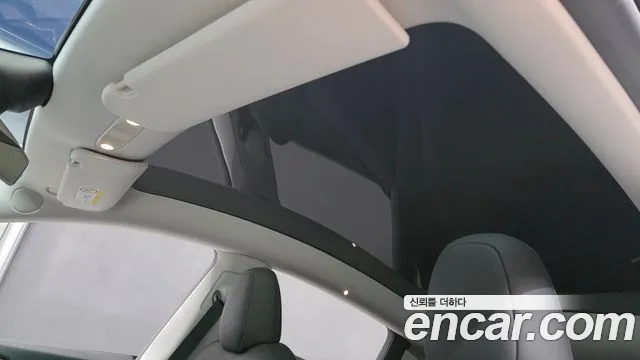 Tesla Model Y — Фото автомобиля 27