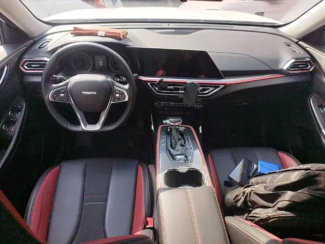 Changan Oushang X5 — Фото автомобиля 13