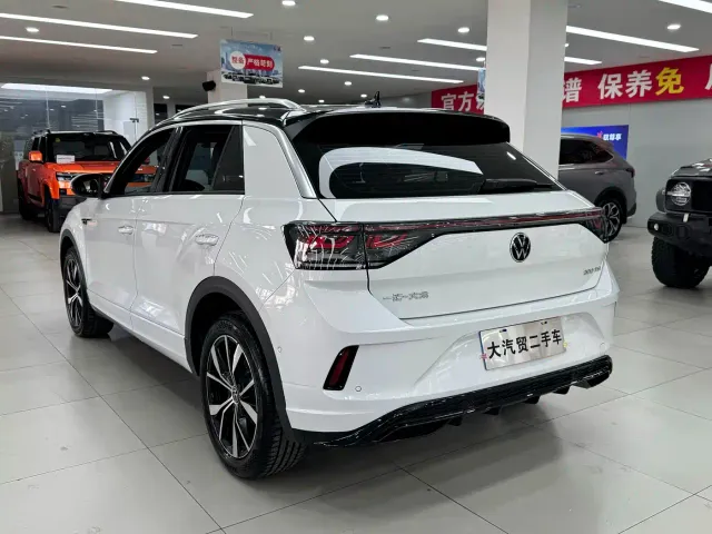 Volkswagen T-Roc — Фото автомобиля 10