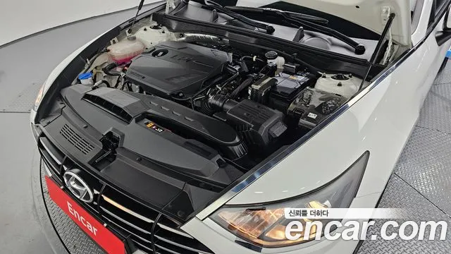 Hyundai Sonata Sonata (DN8) 2.0 LPG(Для проката) — Фото автомобиля 6