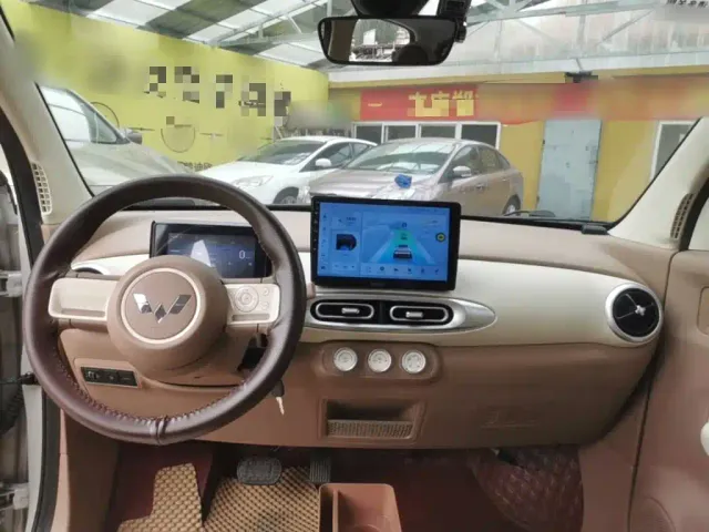 Wuling Hongguang Mini EV — Фото автомобиля 9
