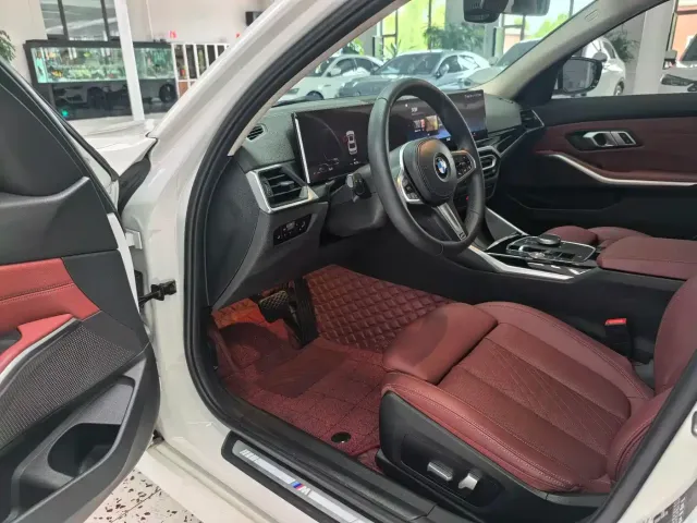 BMW 3 Series — Фото автомобиля 14