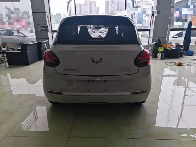 Wuling Bingo — Фото автомобиля 5
