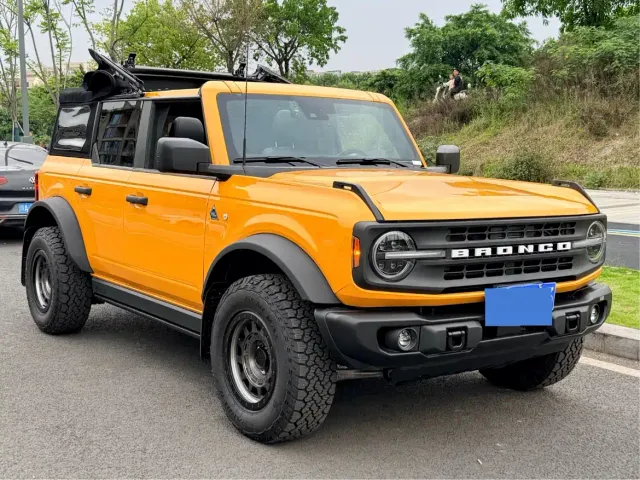 Ford Bronco — Фото автомобиля 17
