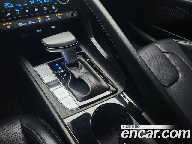 Hyundai Avante CN7 — Фото автомобиля 14