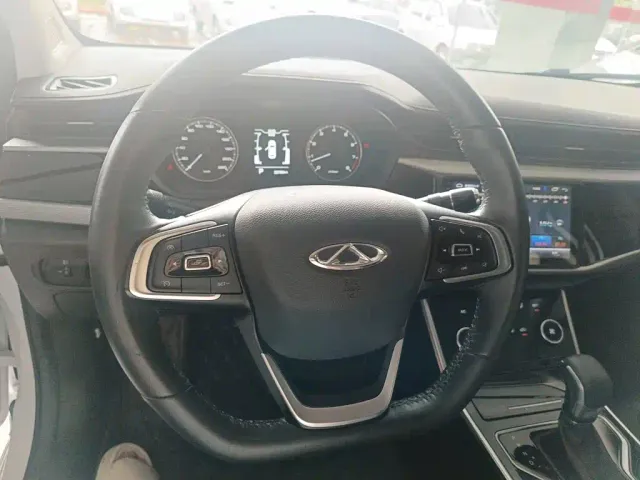 Chery Arrizo 5 — Фото автомобиля 10