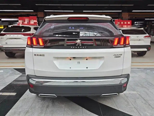 Peugeot 4008 — Фото автомобиля 5