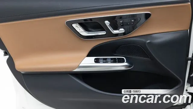 Mercedes-Benz E-Class W214 — Фото автомобиля 16
