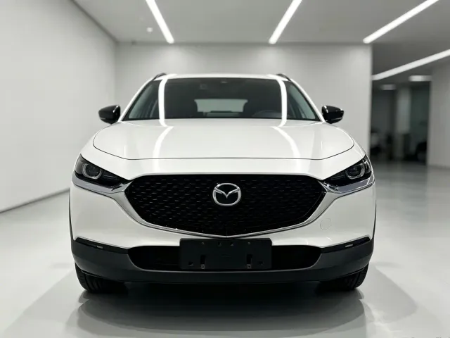 Mazda CX-30 — Фото автомобиля 2