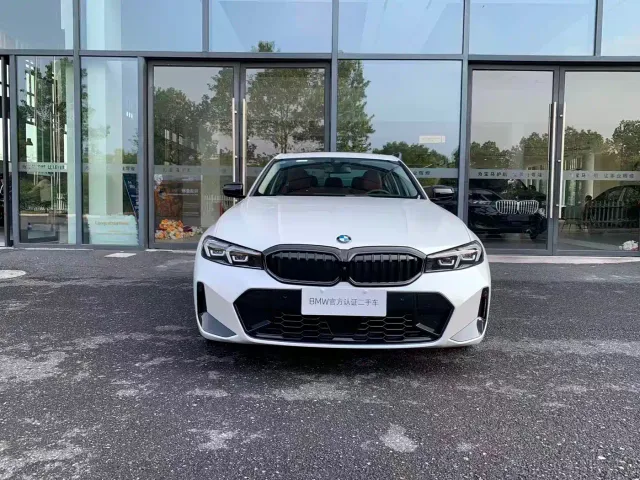 BMW 3 Series — Фото автомобиля 2