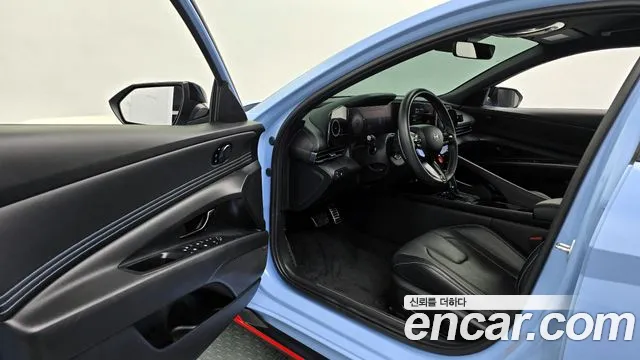 Hyundai AVANTE — Фото автомобиля 6