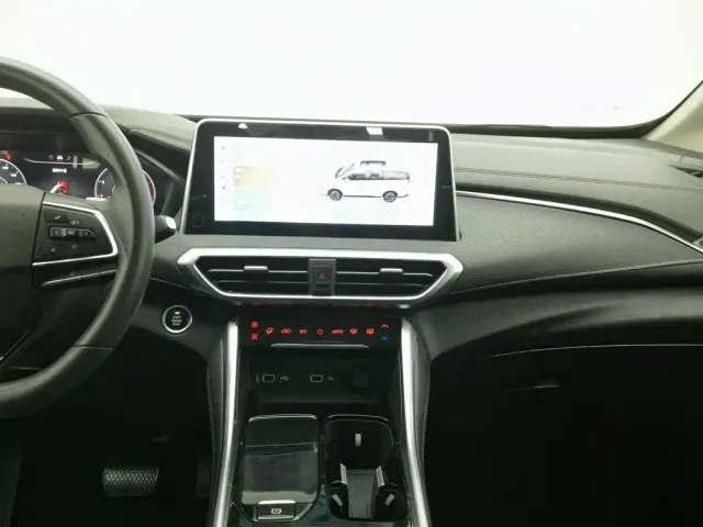 Maxus G50 — Фото автомобиля 12