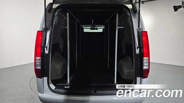 Hyundai Staria Staria Карго 3 места — Фото автомобиля 14