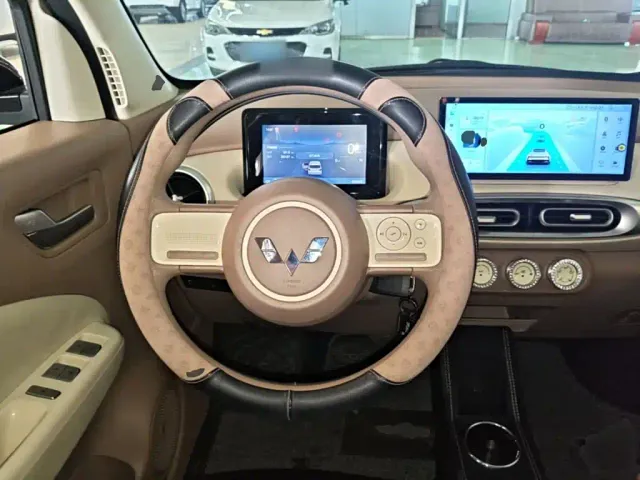 Wuling Hongguang Mini EV — Фото автомобиля 10