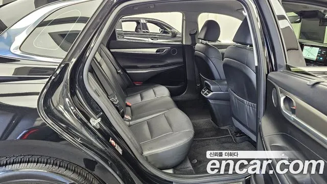 Hyundai Grandeur (New) Hybrid — Фото автомобиля 17