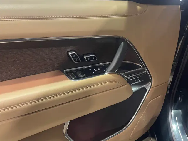 Land Rover Range Rover — Фото автомобиля 4