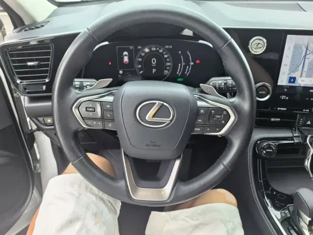 Lexus NX — Фото автомобиля 10