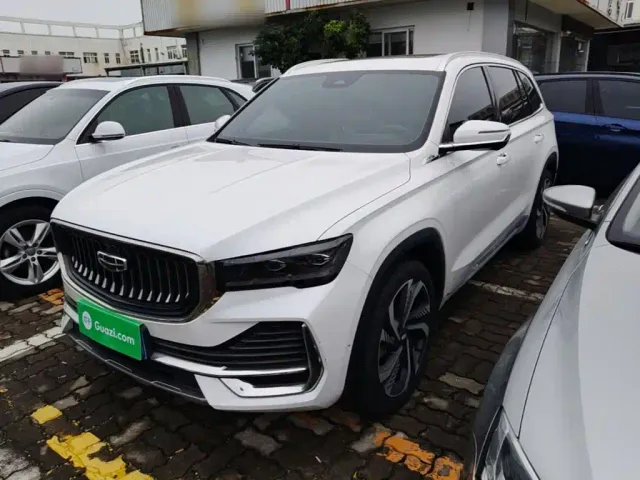 Фотография автомобиля — Geely Xingyue L