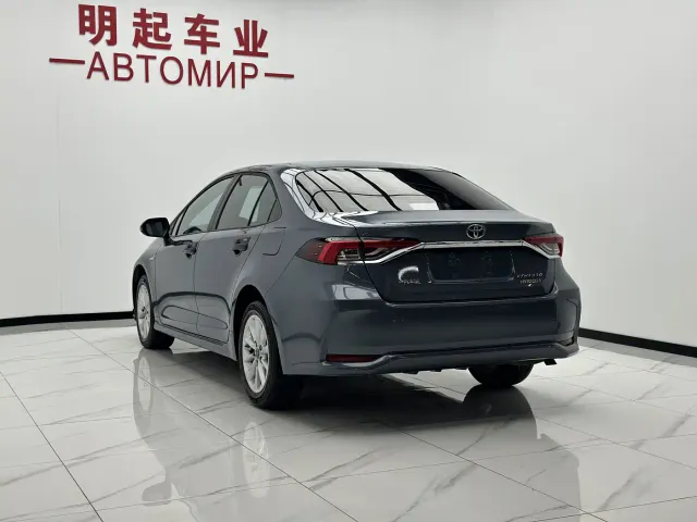 Toyota Corolla — Фото автомобиля 8
