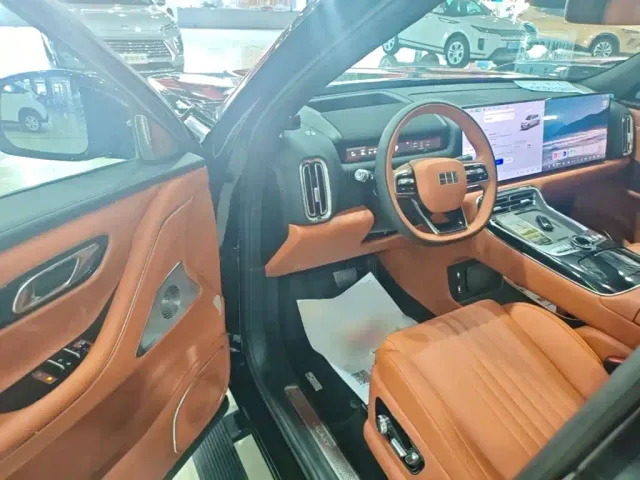 Geely Galaxy M9 — Фото автомобиля 15