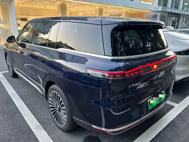 IM Motors LS8 — Фото автомобиля 14