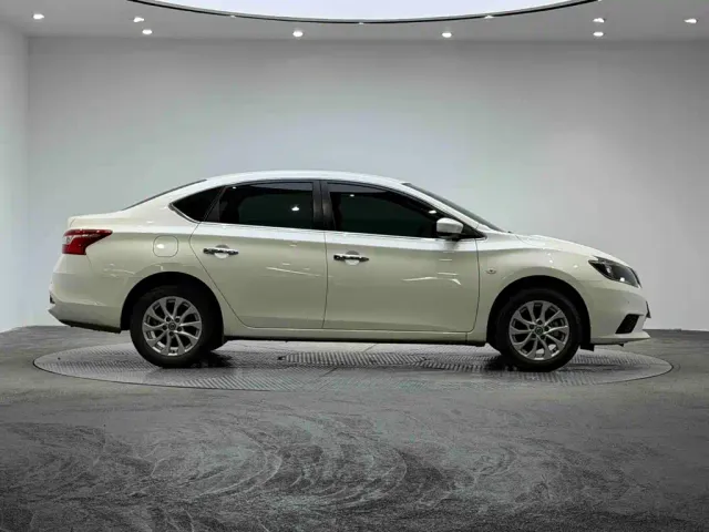 Nissan Sylphy — Фото автомобиля 4