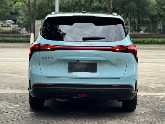 Dongfeng Fengxing Fengxing Yacht 2022 1.5T DCT Wave Chaser Edition — Фото автомобиля 5