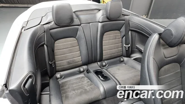 Mercedes-Benz C-Class — Фото автомобиля 12