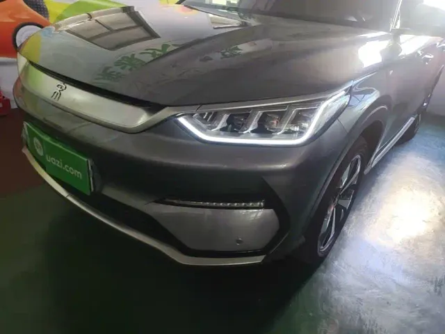 BYD Song PLUS — Фото автомобиля 23
