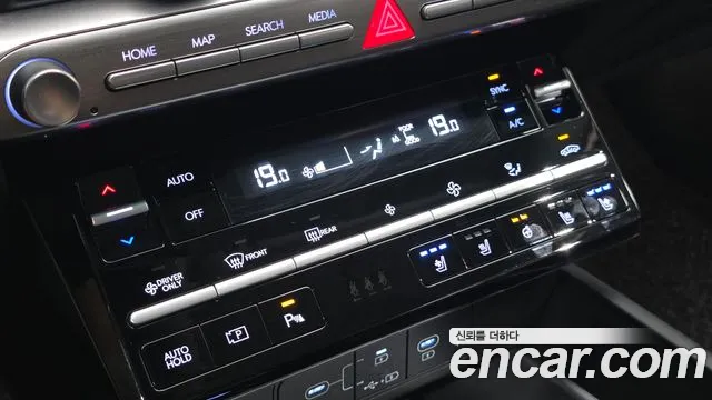 Hyundai Grandeur GN7 — Фото автомобиля 29