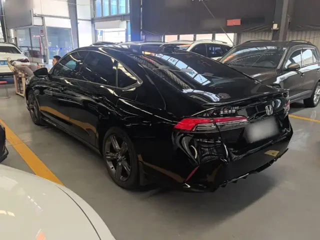Honda Inspire — Фото автомобиля 4