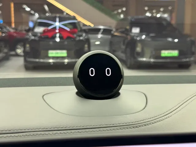 Nio ET5 Touring — Фото автомобиля 11