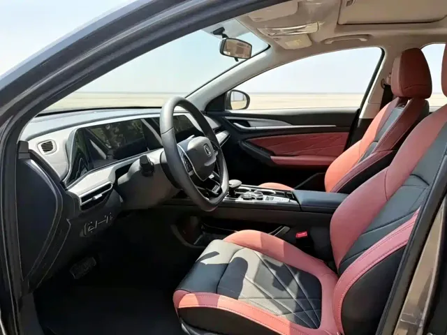 Changan Eado — Фото автомобиля 4