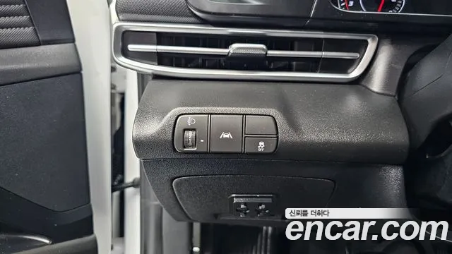 Hyundai AVANTE Avante (CN7) — Фото автомобиля 19