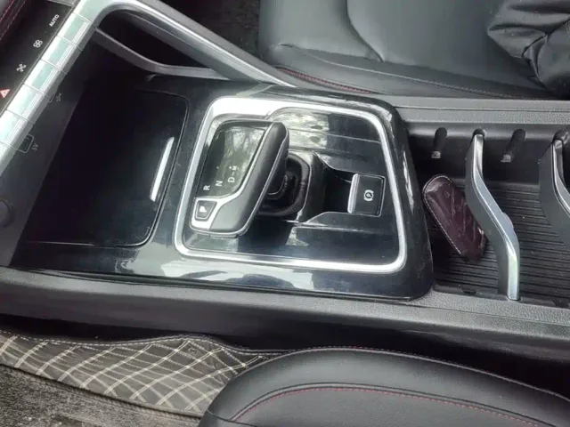 Maxus T90 — Фото автомобиля 13